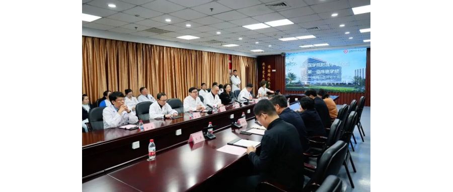 深圳凯发K8集团代表团前往沈阳医学院附属中心医院召开调研研讨，共同探寻生命健康产业合作新机遇